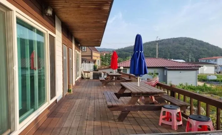 Incheon Dukjukdo Bada Hyangi Pension 인천 덕적도바다향기펜션